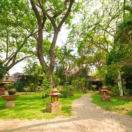 Secret Garden Chiangmai Hotel San Kamphaeng Luaran gambar