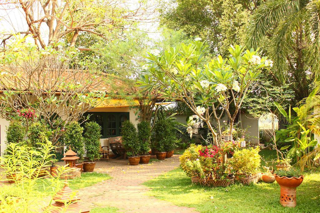 Secret Garden Chiangmai Hotel San Kamphaeng Luaran gambar