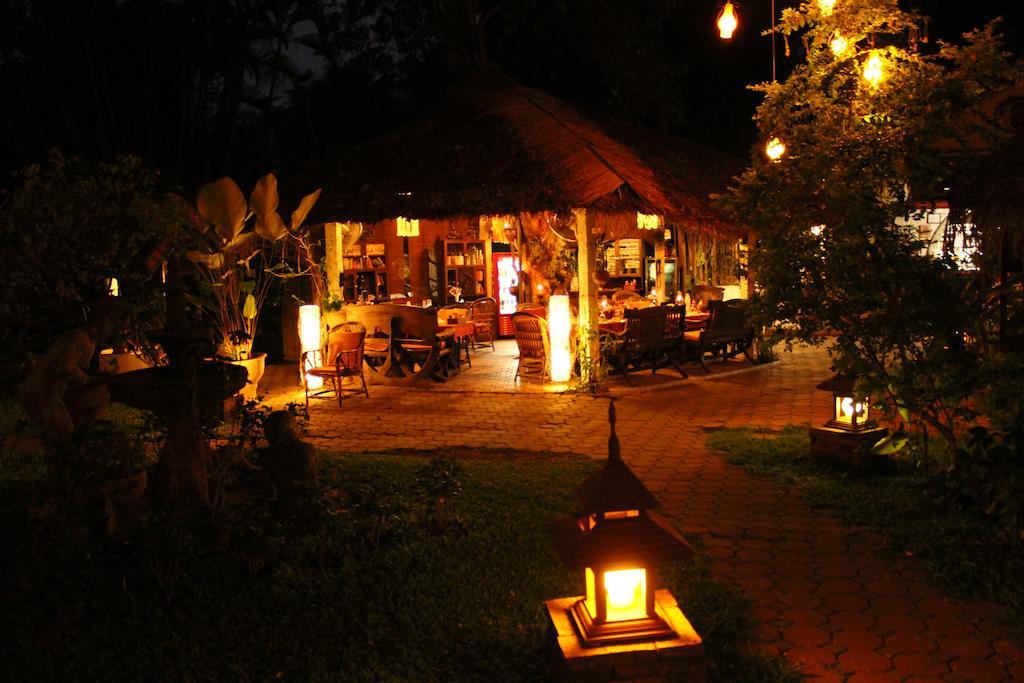 Secret Garden Chiangmai Hotel San Kamphaeng Luaran gambar