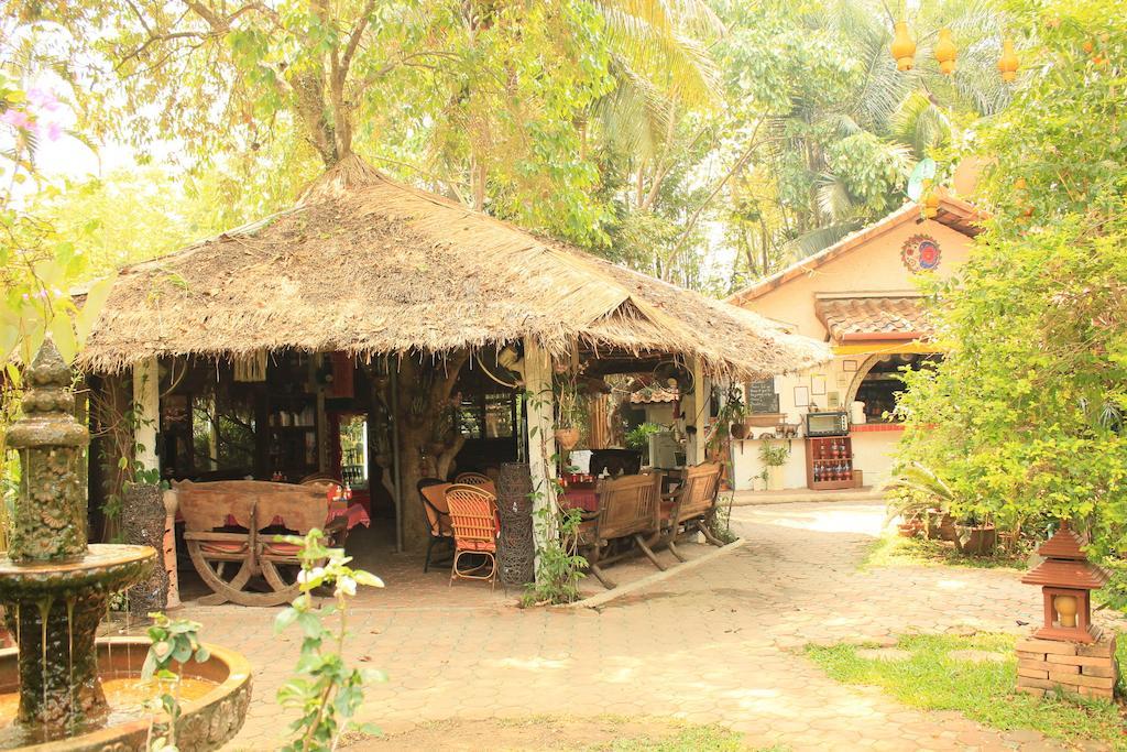 Secret Garden Chiangmai Hotel San Kamphaeng Luaran gambar